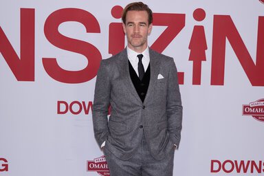 James Van Der Beek poses at a premiere