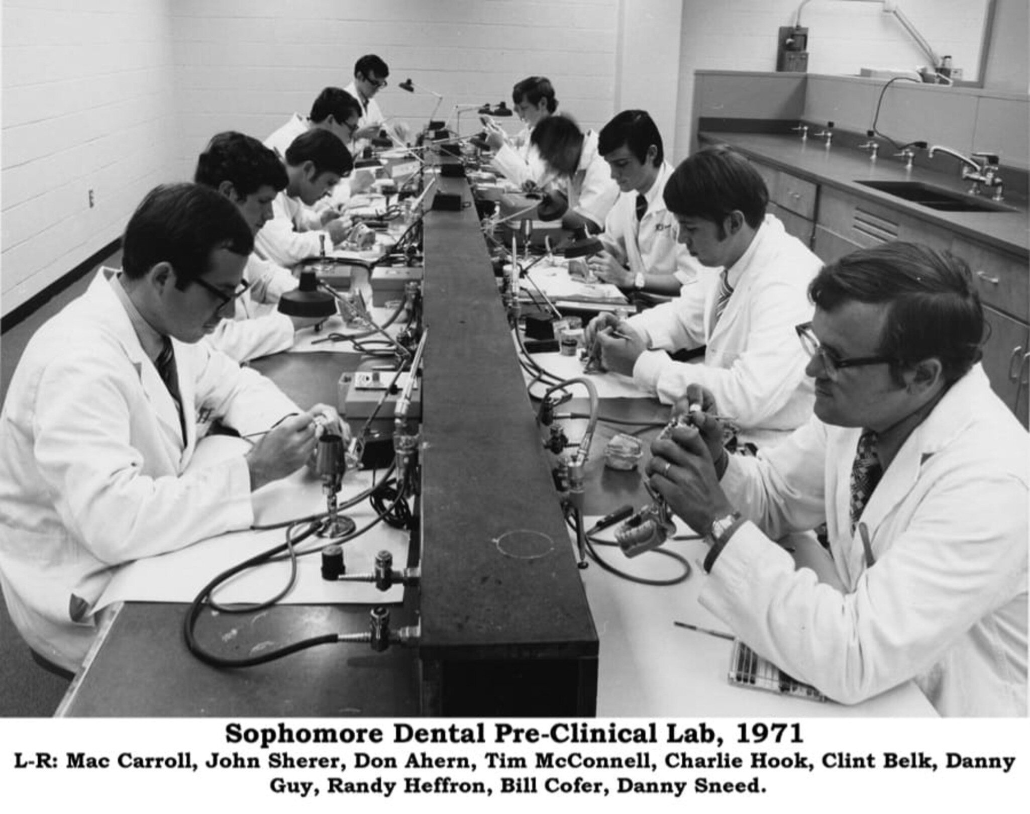 Historic photo of CDM students in a lab